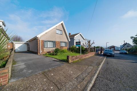 3 bedroom detached bungalow for sale, Silver Close, West Cross, Swansea