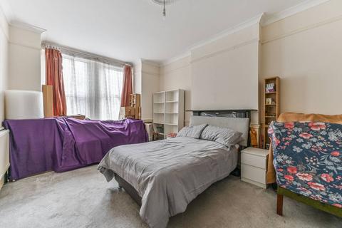 4 bedroom terraced house for sale, Kidderminster Road, Croydon, CR0