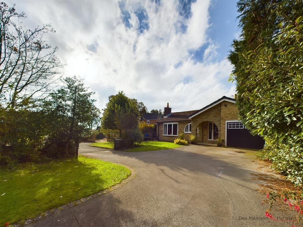 3 Bedroom Detached Bungalow - For Sale