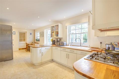6 Copperfields, Beaconsfield, HP9 2NS