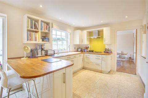 6 Copperfields, Beaconsfield, HP9 2NS