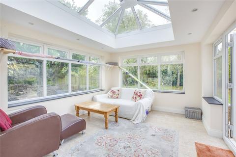 6 Copperfields, Beaconsfield, HP9 2NS