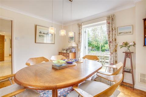 6 Copperfields, Beaconsfield, HP9 2NS