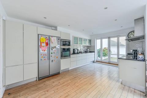 6 bedroom house to rent, Beechmore Road, Battersea, London, SW11