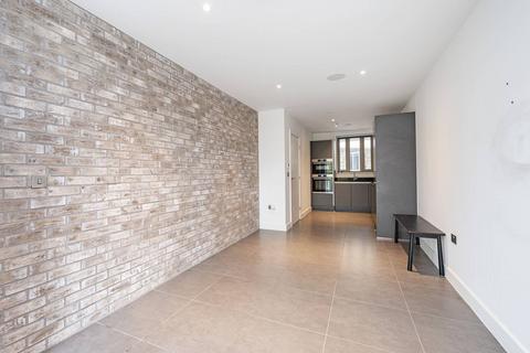 1 bedroom flat for sale, White Post Lane, Homerton, London, E9