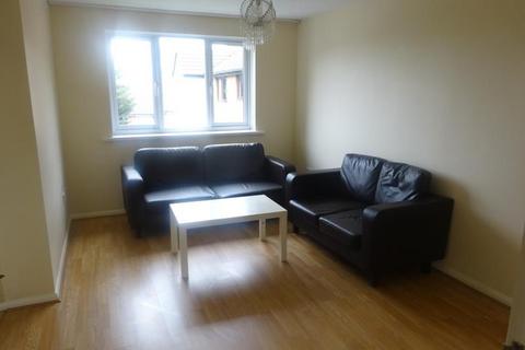 1 bedroom flat to rent, Plowman Close, Edmonton