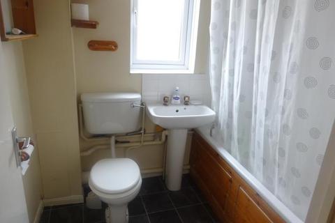 1 bedroom flat to rent, Plowman Close, Edmonton