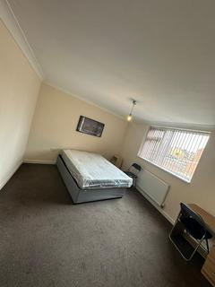 1 bedroom in a house share to rent, CASTELFORD, WF10