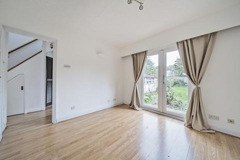 3 bedroom house to rent, Braywood Road London SE9