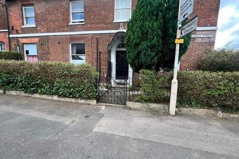 1 bedroom flat to rent, Russell Street,  Reading,  RG1