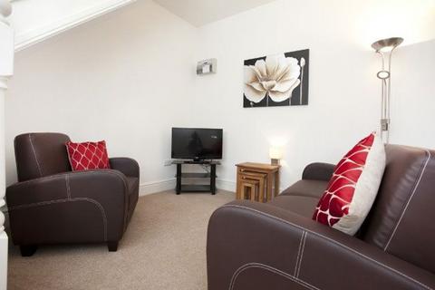 2 bedroom flat to rent, Musters Road, West Bridgford NG2