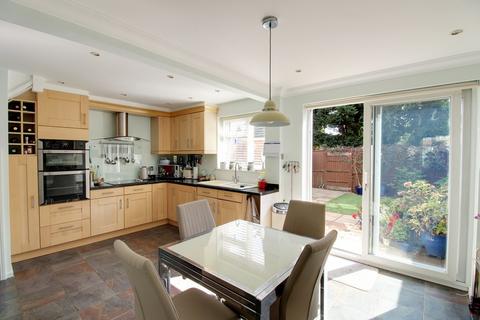 3 bedroom terraced house for sale, Decies Way, Stoke Poges SL2