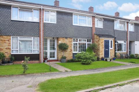 21 Decies Way, Stoke Poges, Slough, SL2 4EF
