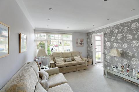 21 Decies Way, Stoke Poges, Slough, SL2 4EF