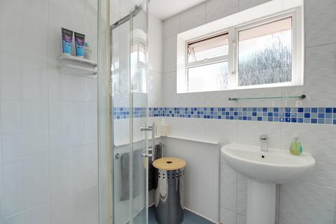 21 Decies Way, Stoke Poges, Slough, SL2 4EF