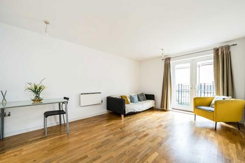 1 bedroom flat for sale, Garratt Lane, London SW18