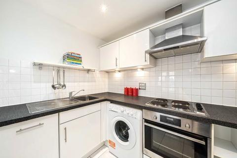 1 bedroom flat for sale, Garratt Lane, London SW18