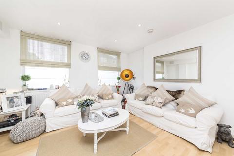 1 bedroom flat for sale, Garratt Lane, London SW17