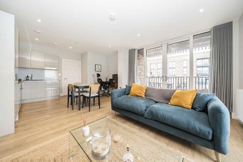 1 bedroom flat for sale, Plough Lane, London SW17