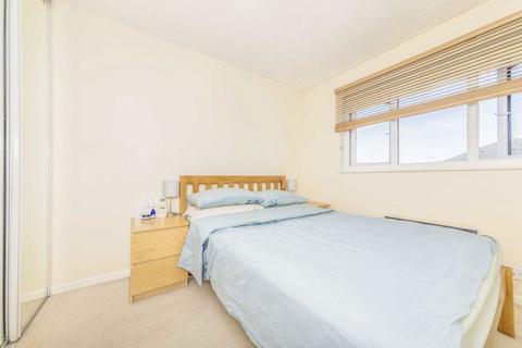 undefined, Peartree Avenue, London SW17