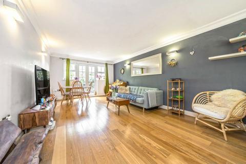 3 bedroom house for sale, Harper Mews, London SW17