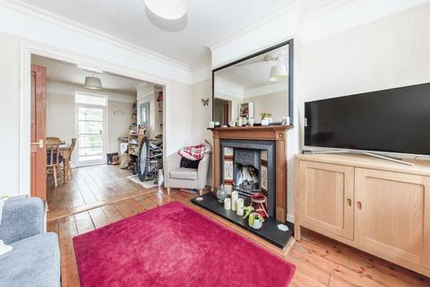 2 bedroom terraced house to rent, Keble Street, London SW17