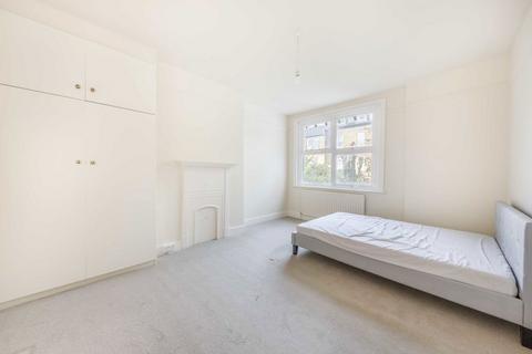 2 bedroom flat to rent, Compton Road, London SW19