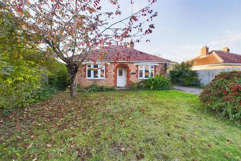 3 bedroom detached bungalow for sale, Shipdham Road, Dereham