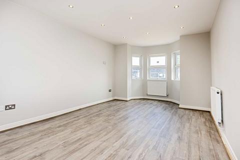 1 bedroom flat for sale, Boston Road, London W7