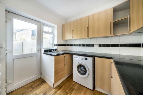 2 bedroom flat for sale, York Close, London W7