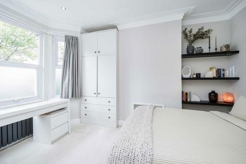 2 bedroom flat for sale, Osterley Park View Road, London W7