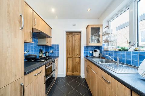 2 bedroom flat for sale, Osterley Park View Road, London W7