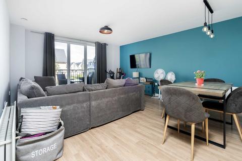 23 Dock Meadow Reach, London, W7 2QN
