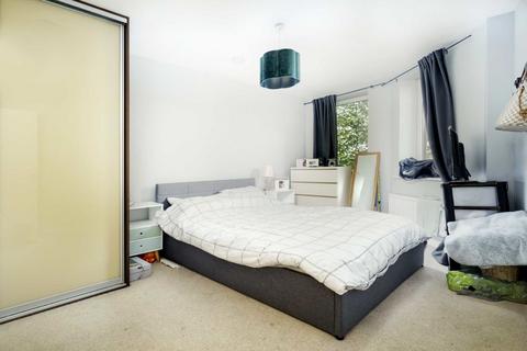 23 Dock Meadow Reach, London, W7 2QN