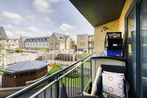 23 Dock Meadow Reach, London, W7 2QN