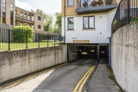 23 Dock Meadow Reach, London, W7 2QN