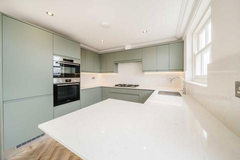 2 bedroom flat for sale, Rosebank Road, London W7