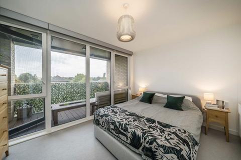 1 bedroom flat for sale, Holman Drive, Southall UB2