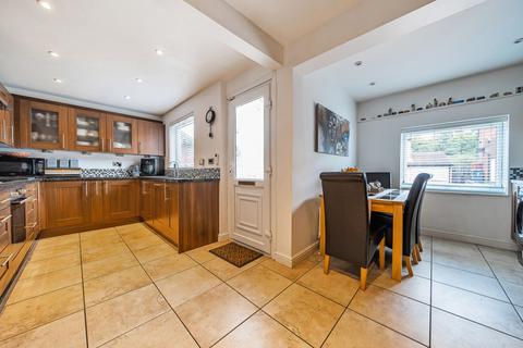 17 Corelli Road, Basingstoke, RG22 4NB
