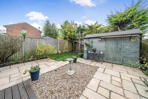 17 Corelli Road, Basingstoke, RG22 4NB