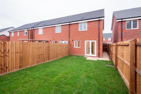 2 bedroom terraced house to rent, Coot Way, Bardolph View, NG14