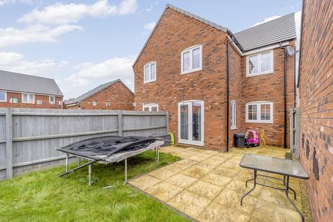 3 bedroom semi-detached house for sale, Kensington Close, Donington, Spalding