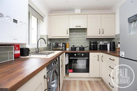 1 bedroom flat for sale, Lakeside Rise, Blundeston, NR32