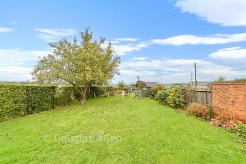 3 bedroom semi-detached house for sale, Holyfield, Waltham Abbey, Essex