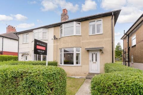 3 bedroom semi-detached house to rent, Beech Road, Harrogate, HG2