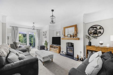 4 bedroom semi-detached house for sale, Wilderness Road, Earley, Reading