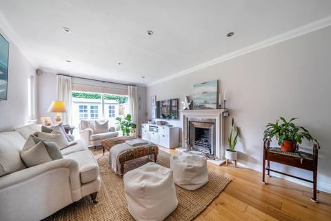 4 bedroom detached house for sale, Foxhanger Gardens, Woking, Surrey