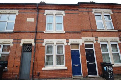 3 bedroom terraced house to rent, Jarrom Street, Leicester