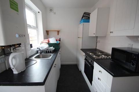 3 bedroom terraced house to rent, Jarrom Street, Leicester