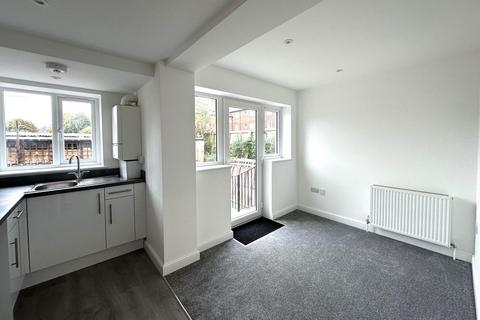 1 bedroom flat to rent, Exeter Road, Exmouth EX8